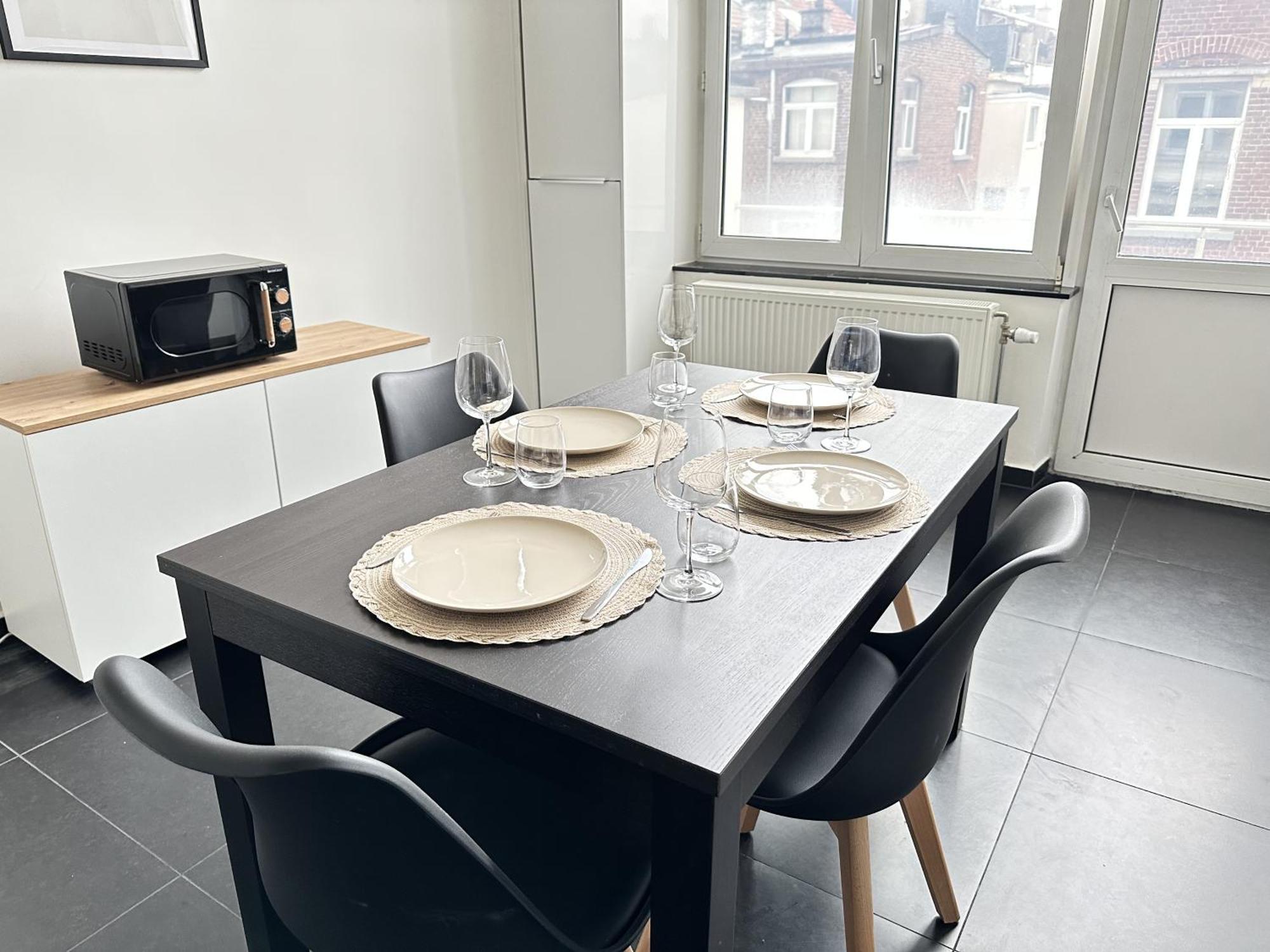 Trendy Flat In Brussels Apartment Bagian luar foto