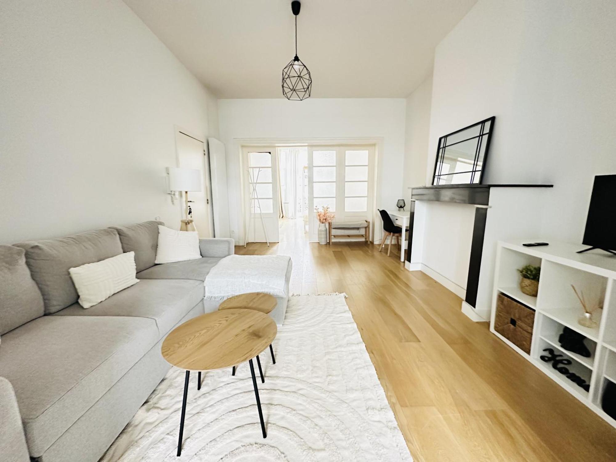 Trendy Flat In Brussels Apartment Bagian luar foto